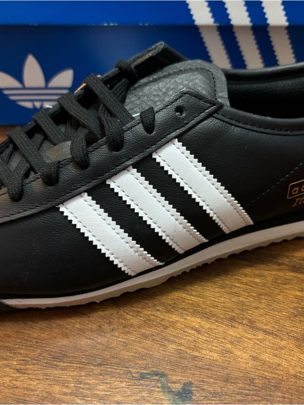 adidas Men’s Black and White Italia 70 Low-Top Sneaker